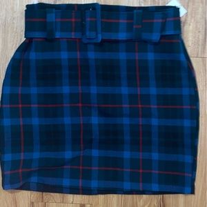 BRAND NEW !! Forever 21 plaid skirt